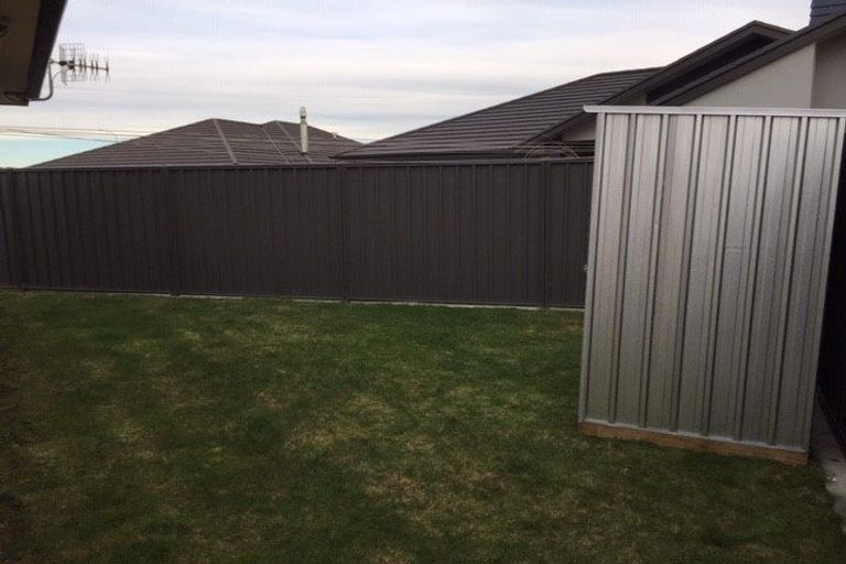 Photo of property in 12 Pukaki Place, Poraiti, Napier, 4112