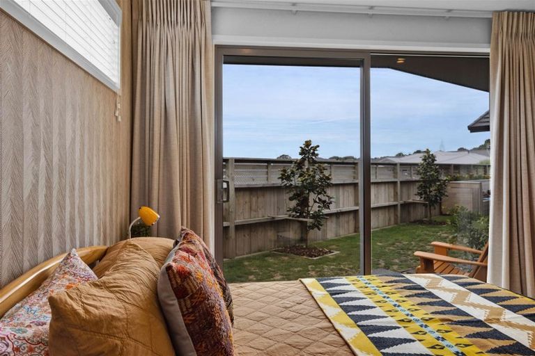 Photo of property in 5 Ashwood Lane, Bell Block, New Plymouth, 4312