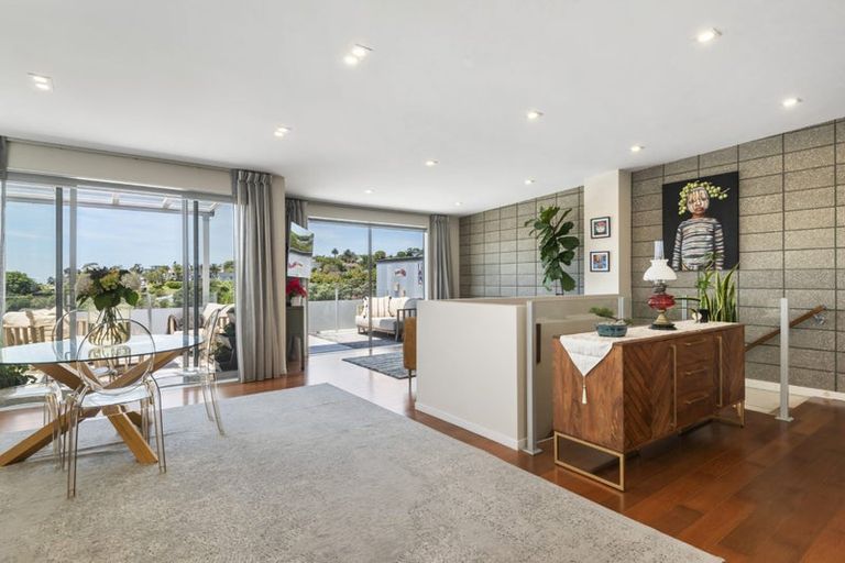 Photo of property in Wilk Heights, 2/8 Wilk Lane, Browns Bay, Auckland, 0630