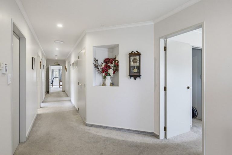 Photo of property in 14 Sunburst Court, Paraparaumu Beach, Paraparaumu, 5032