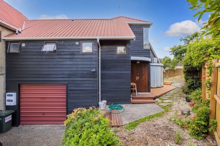 Photo of property in 2/30 Uppingham Crescent, Hillcrest, Auckland, 0627