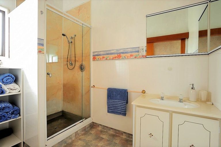 Photo of property in 5 Bill Nolan Place, Mahia, 4198