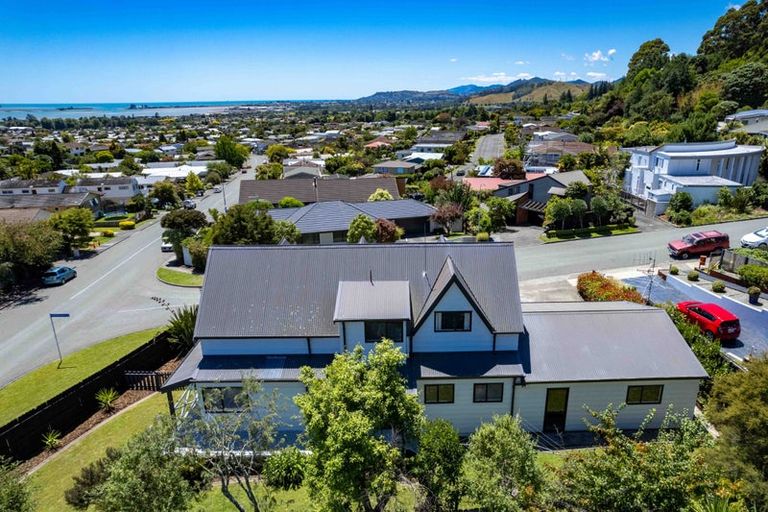 Photo of property in 2 Barrington Place, Richmond, 7020