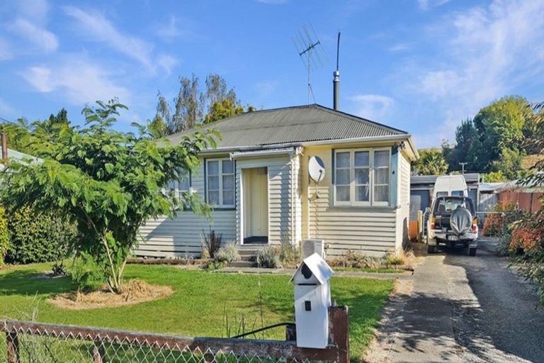 Photo of property in 6 Wilson Road, Hunterville, 4730