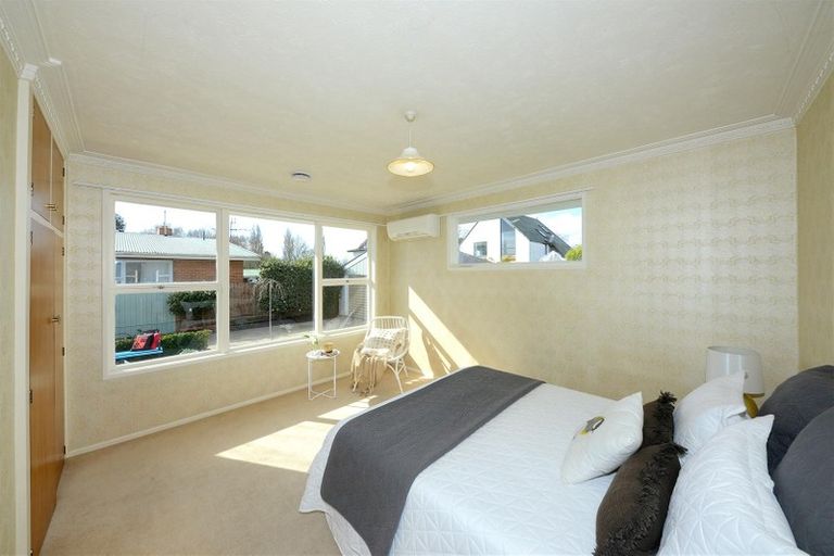 Photo of property in 50 Glenharrow Avenue, Avonhead, Christchurch, 8042