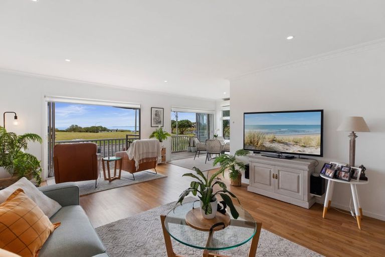 Photo of property in 564b Papamoa Beach Road, Papamoa Beach, Papamoa, 3118