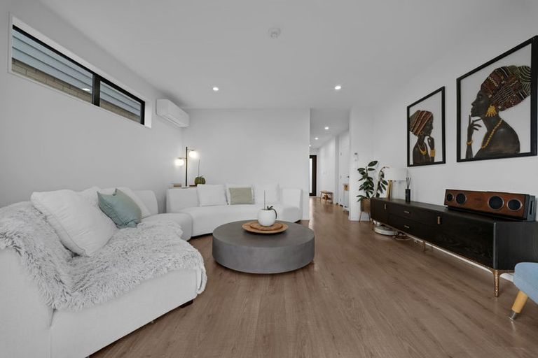 Photo of property in 4 Manahau Lane, Flat Bush, Auckland, 2019
