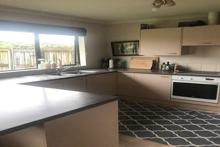 Photo of property in 40 Medvale Avenue, Flat Bush, Auckland, 2019