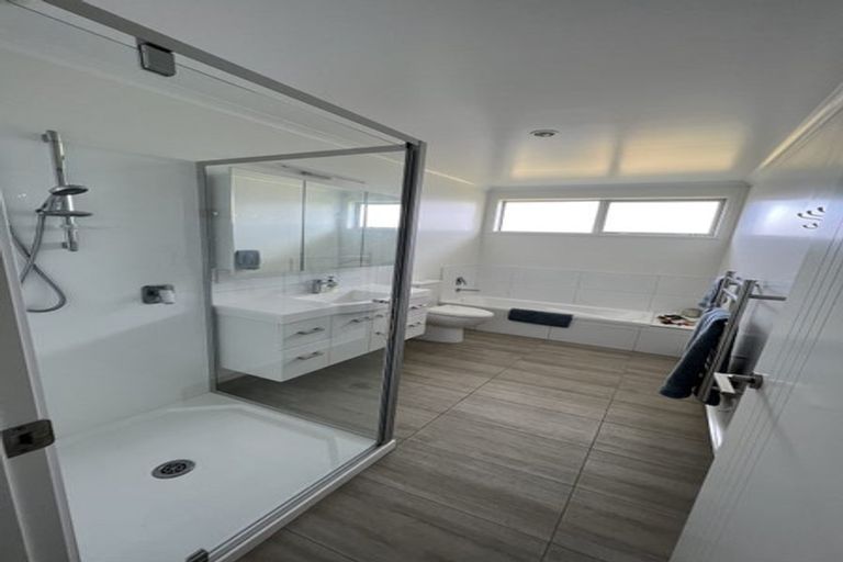 Photo of property in 12 Glen Wallace Road, Waipu, 0510