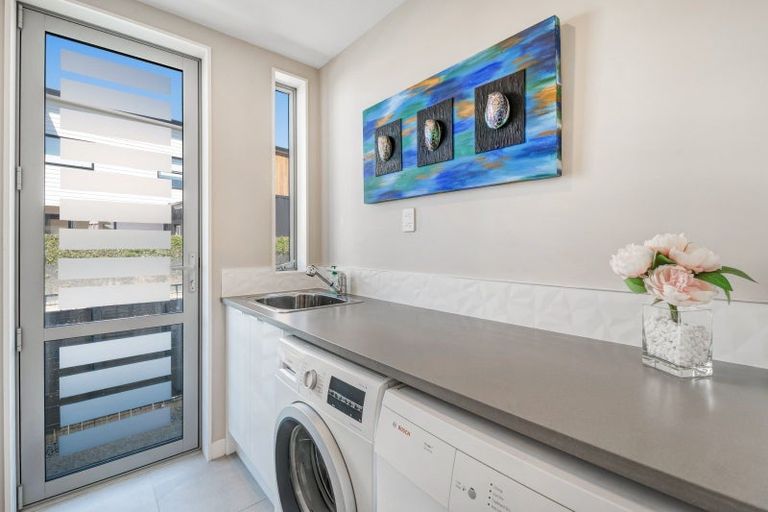 Photo of property in 68 Colonial Drive, Silverdale, 0932