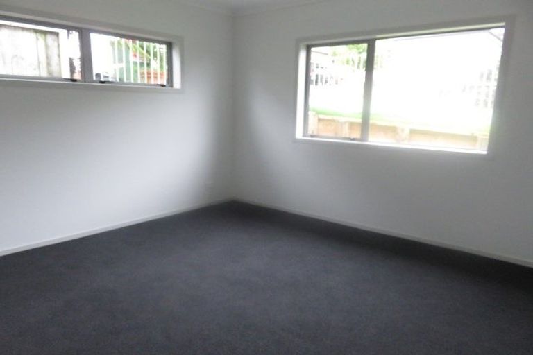 Photo of property in 2 Derbyshire Place, Dinsdale, Hamilton, 3204