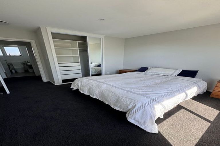 Photo of property in 2 Hawkswood Place, Avonhead, Christchurch, 8042