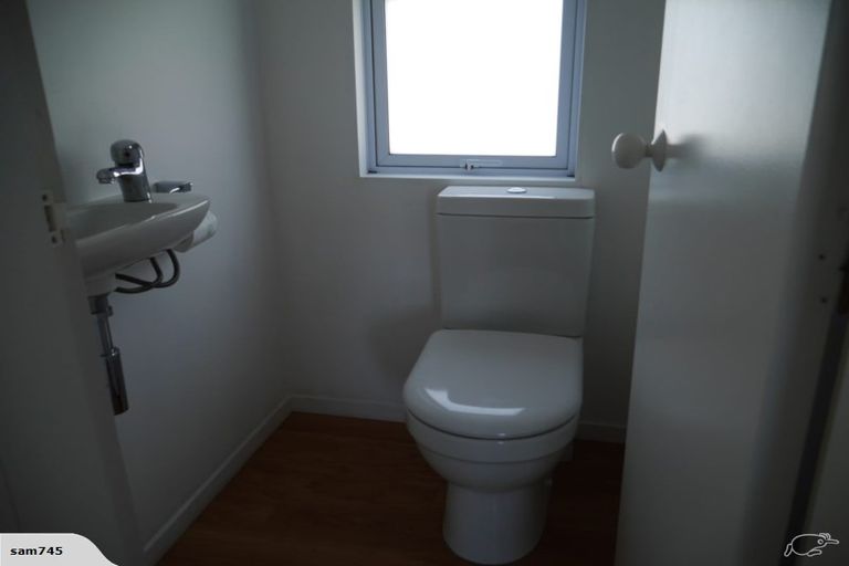 Photo of property in 19 Miro Street, Eastbourne, Lower Hutt, 5013