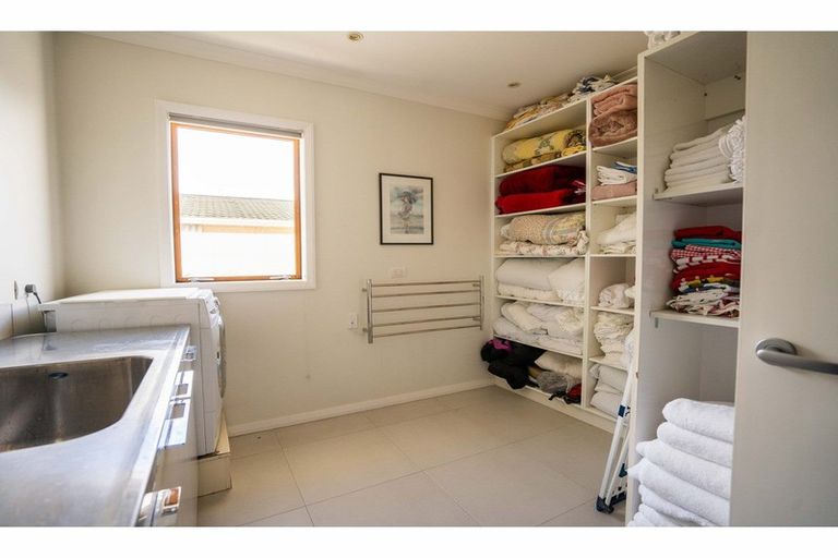 Photo of property in 24 Bourke Street, Windsor, Invercargill, 9810