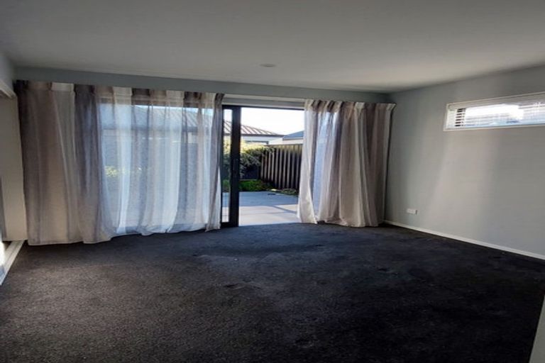Photo of property in 3 Grey Way, Russley, Christchurch, 8042