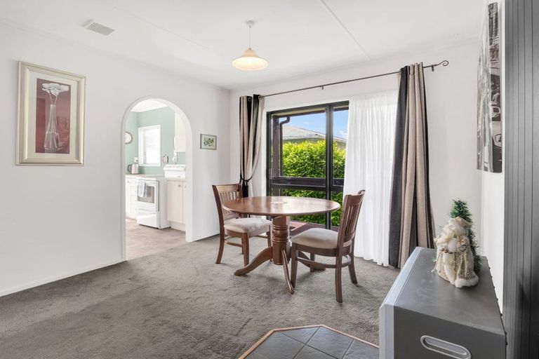 Photo of property in 21a Chester Street, Levin, 5510