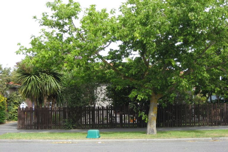 Photo of property in 18 Tilford Street, Woolston, Christchurch, 8062