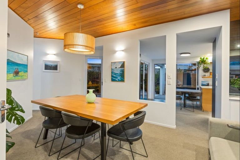 Photo of property in 41a Tiri Road, Manly, Whangaparaoa, 0930