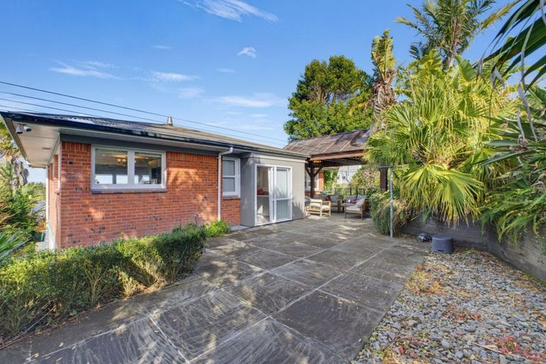 Photo of property in 2 Bickerstaffe Road, Maungaturoto, 0520