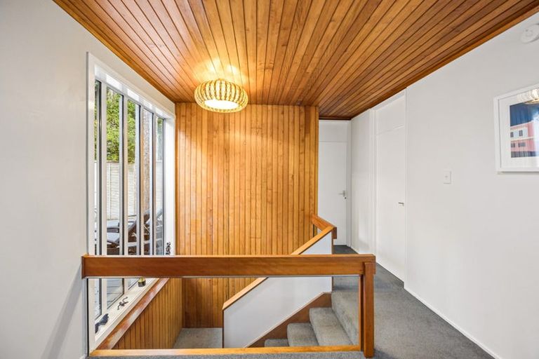 Photo of property in 7 Waima Crescent, Titirangi, Auckland, 0604