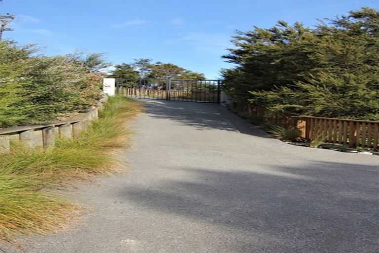 Photo of property in 30 Maire Road, Orewa, 0931