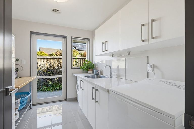 Photo of property in 9 Noble Close, Rangiora, 7400