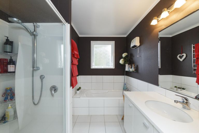 Photo of property in 29 Cavendish Crescent, Awapuni, Palmerston North, 4412