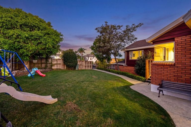 Photo of property in 50 Calluna Crescent, Totara Heights, Auckland, 2105