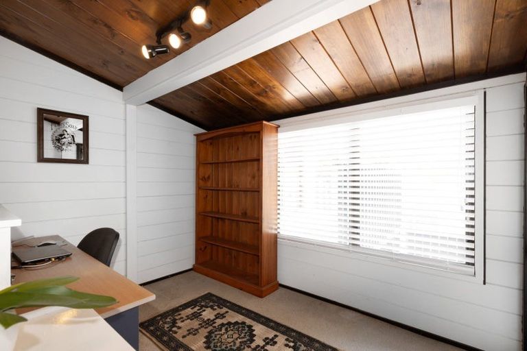 Photo of property in 32 Karewa Parade, Papamoa Beach, Papamoa, 3118