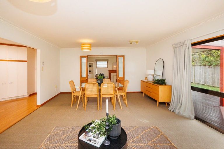 Photo of property in 2 Montgomery Terrace, Hokowhitu, Palmerston North, 4410