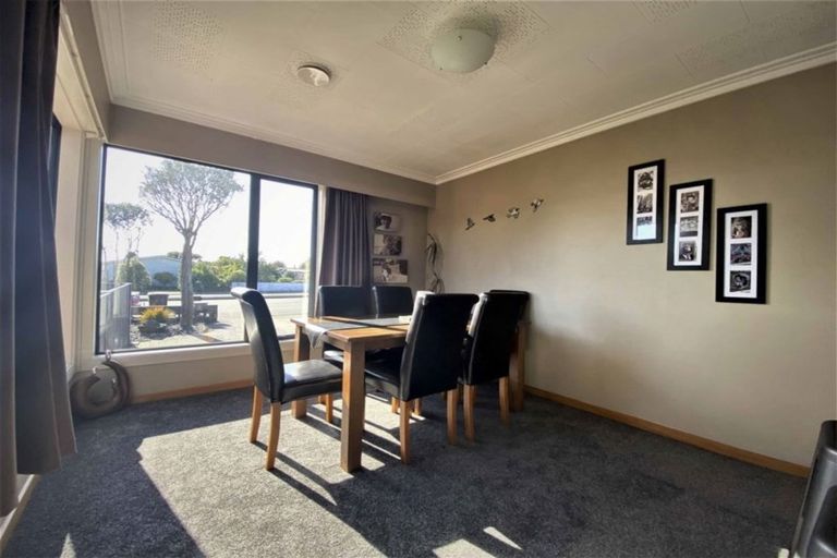 Photo of property in 32 Regent Street, Newfield, Invercargill, 9812