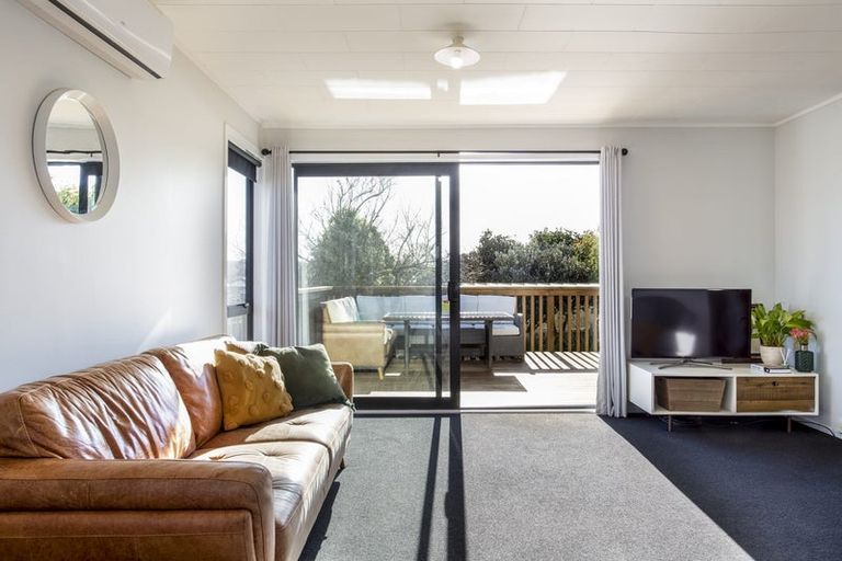 Photo of property in 18a Booth Crescent, Tuakau, 2121