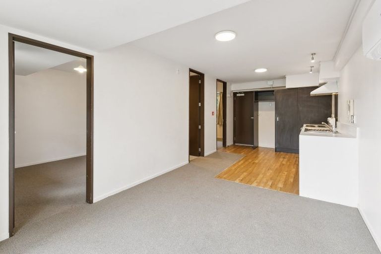 Photo of property in 8h Finlay Terrace, Mount Cook, Wellington, 6021