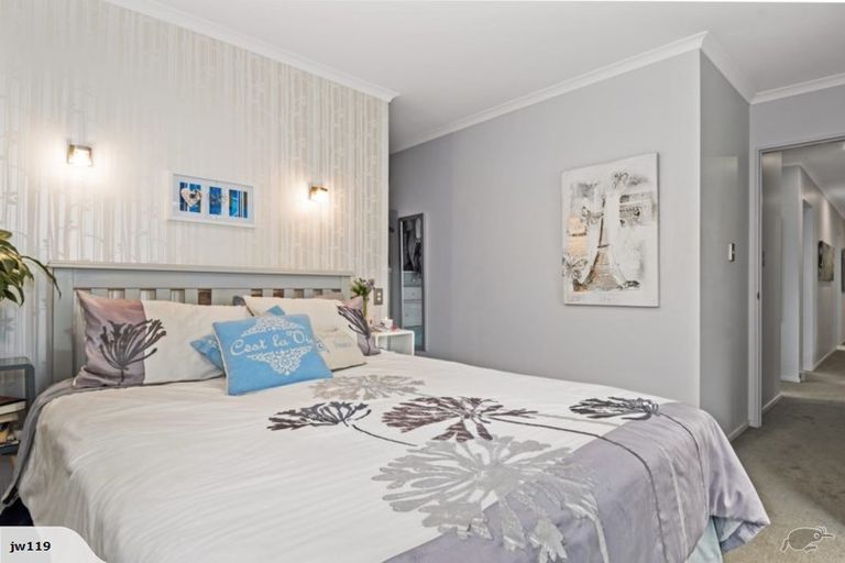 Photo of property in 11 Lakeview Quay, Pyes Pa, Tauranga, 3112