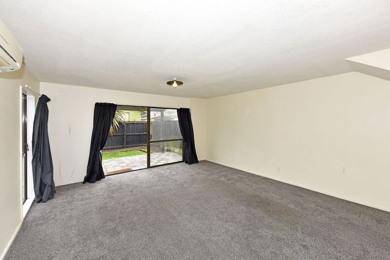 Photo of property in 6/96 Poulson Street, Addington, Christchurch, 8024
