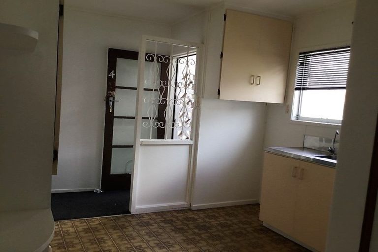 Photo of property in 4/21 Vivian Street, New Plymouth, 4310