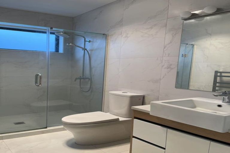 Photo of property in 19 Golden Avenue, Flat Bush, Auckland, 2019