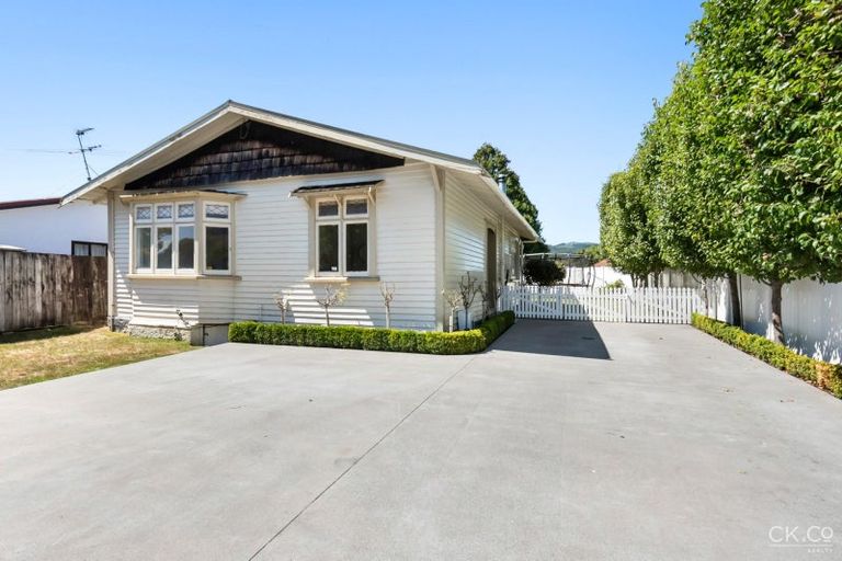 Photo of property in 388 Fergusson Drive, Heretaunga, Upper Hutt, 5018