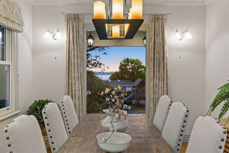 Photo of property in 7 Symonds Street, Onehunga, Auckland, 1061