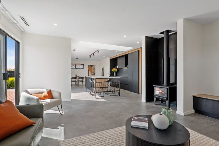 Photo of property in 29 Finstock Way, Rolleston, 7614