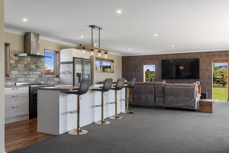 Photo of property in 8 Pukeko Way, Amberley, 7410