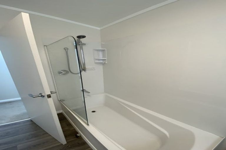 Photo of property in 230 The Esplanade, Island Bay, Wellington, 6023