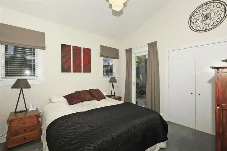 Photo of property in 8 Miro Street, Eastbourne, Lower Hutt, 5013