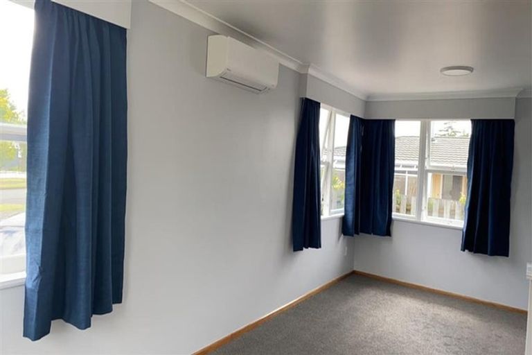 Photo of property in 8 Otuhiwai Crescent, Tikipunga, Whangarei, 0112