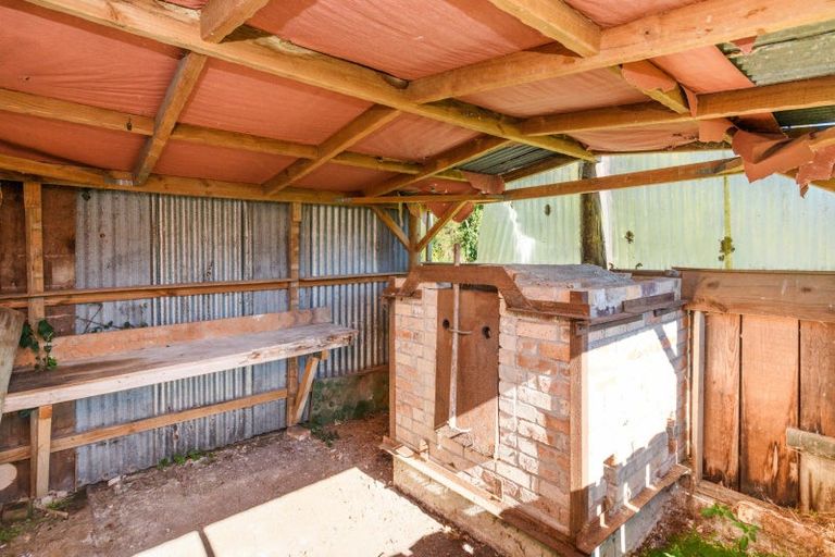 Photo of property in 106 Pukepapa Road, Marton, 4710