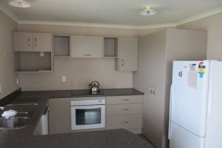 Photo of property in 14 Brooklyn Heights Drive, Kelvin Grove, Palmerston North, 4414