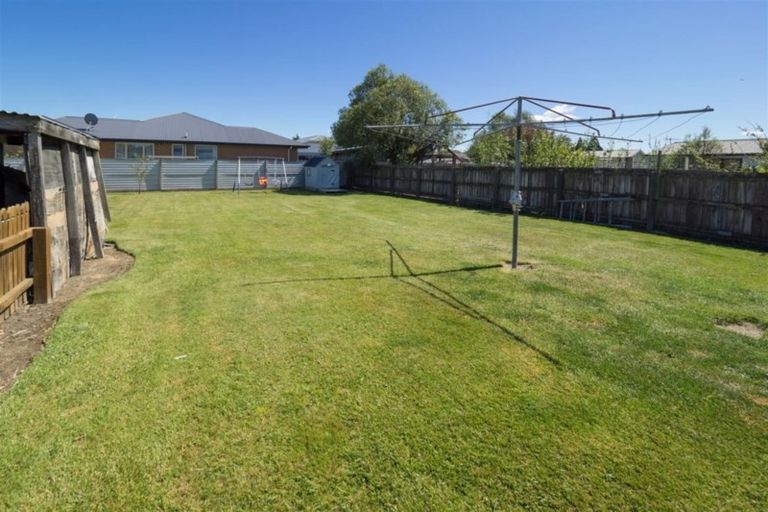 Photo of property in 70 Mcmurdo Street, Tinwald, Ashburton, 7700