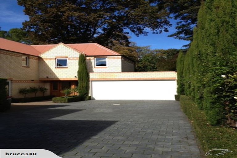 Photo of property in 32 Wai-iti Terrace, Burnside, Christchurch, 8052