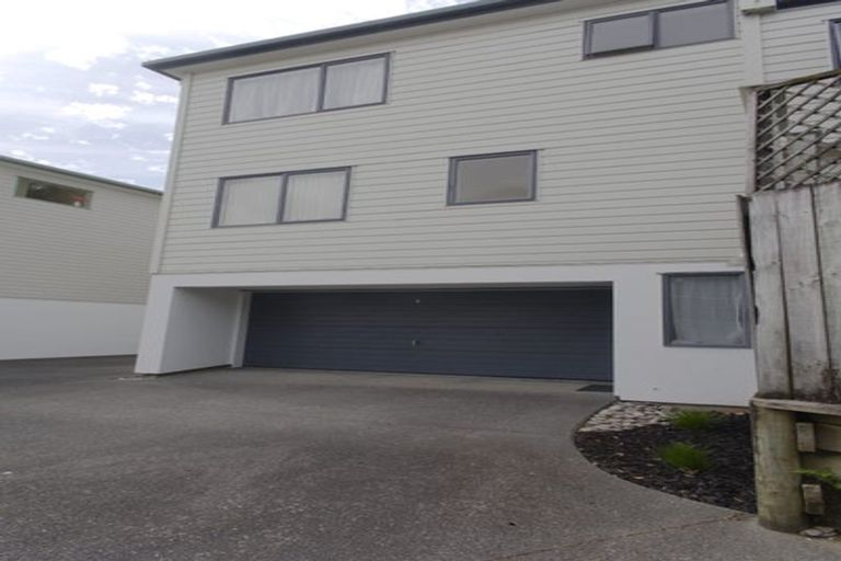 Photo of property in 5/5 Kilham Avenue, Northcote, Auckland, 0627