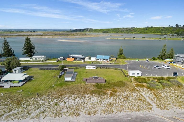 Photo of property in 721 Pukehina Parade, Pukehina, 3189